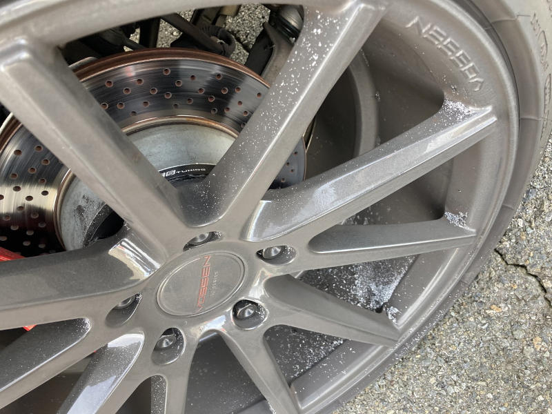 under-torqued-wheels-may-start-loosen